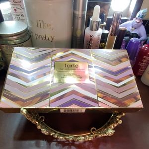 Tarte Clay Play Face Shaping pallete